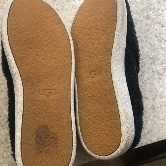 UGG casual style faux plain low-top sneakers - Picture 3 of 4